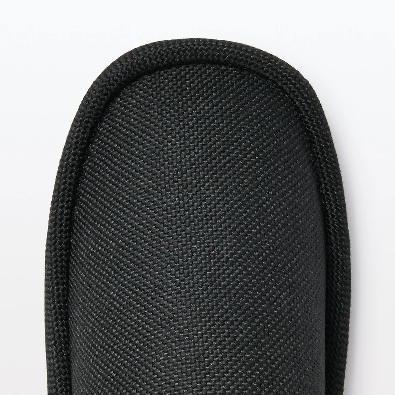 Either-Foot Slippers