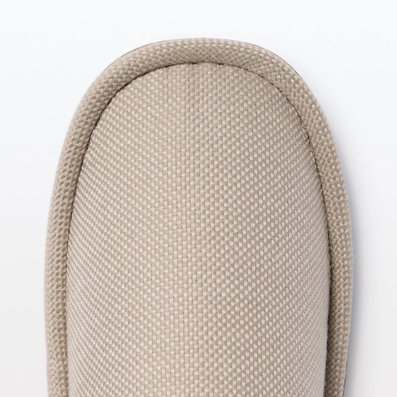 Either-Foot Slippers