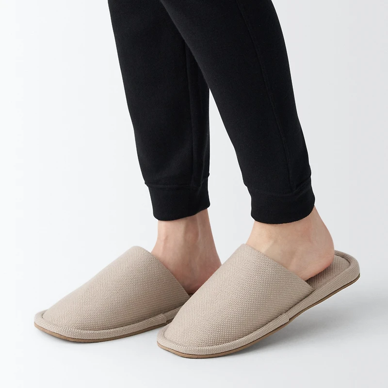 Either-Foot Slippers