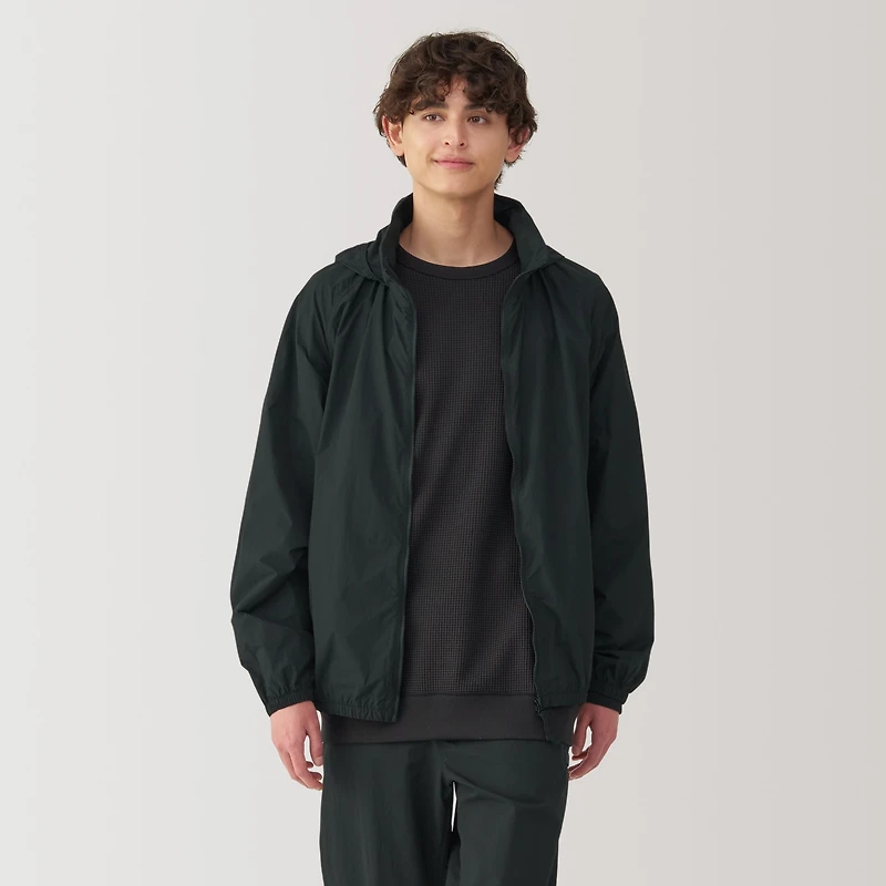 Men's Water Repellent Nylon Packable Windbreaker