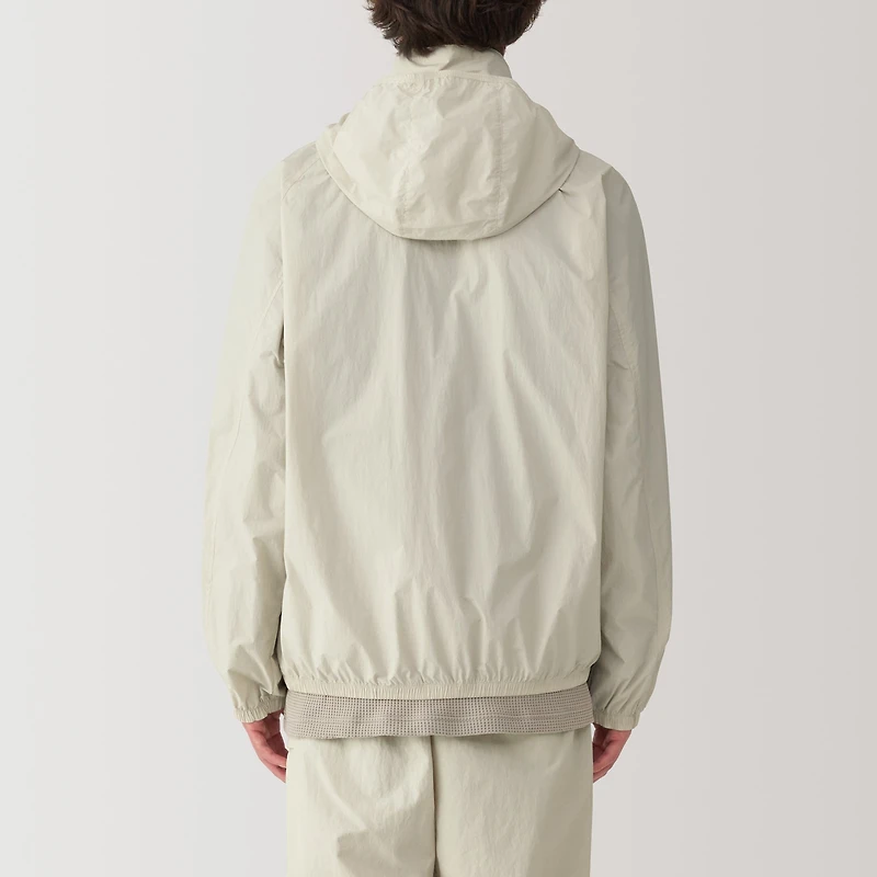 Men's Water Repellent Nylon Packable Windbreaker