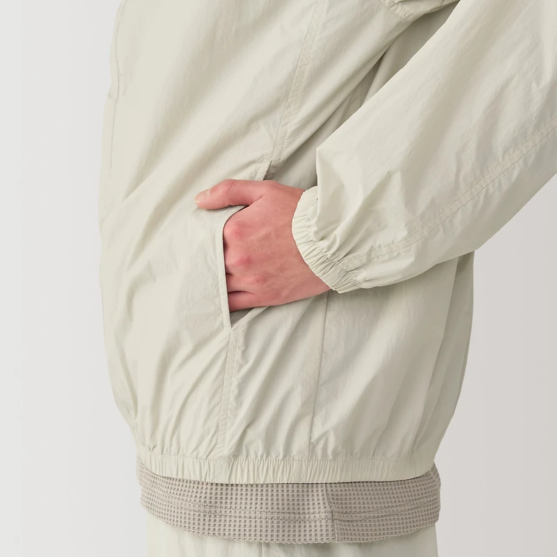 Men's Water Repellent Nylon Packable Windbreaker