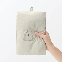 Men's Water Repellent Nylon Packable Windbreaker