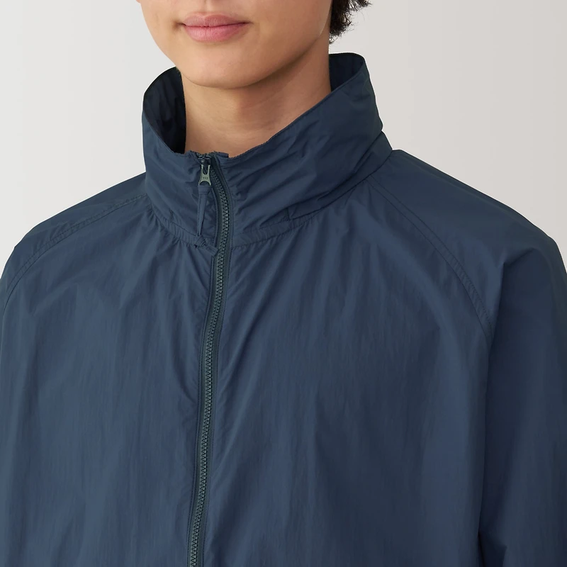 Men's Water Repellent Nylon Packable Windbreaker