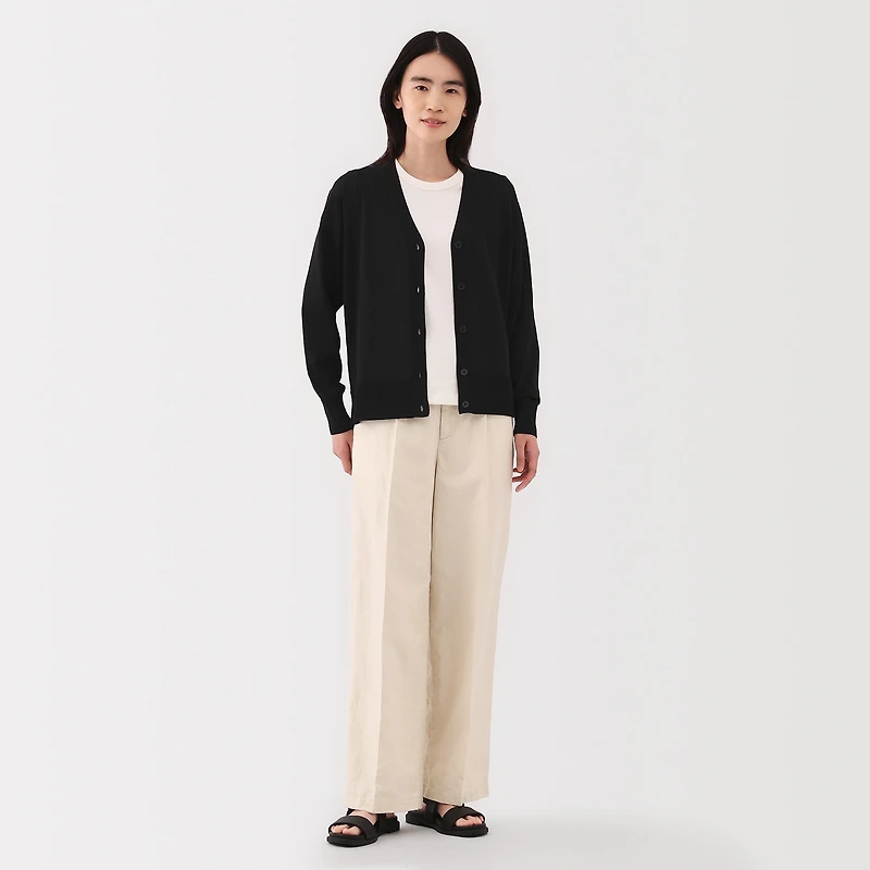 Women's Light Knit V-Neck Cardigan