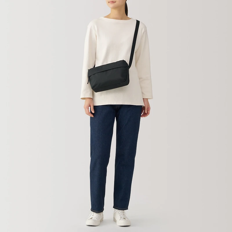 Water Repellent Shoulder Bag