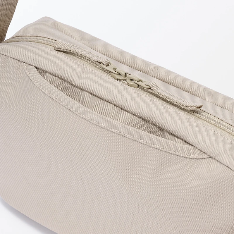 Water Repellent Shoulder Bag