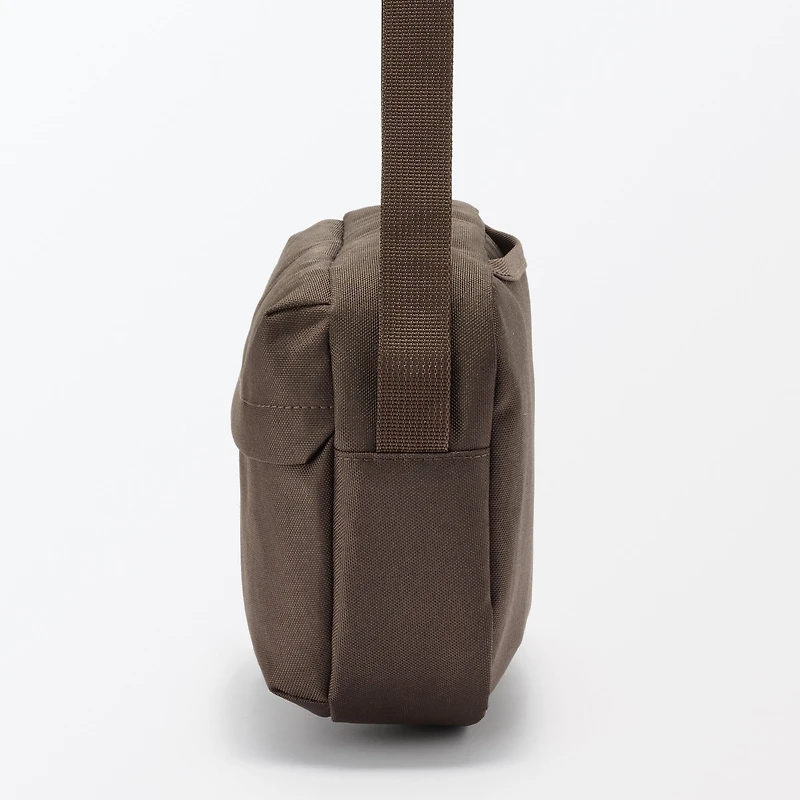 Water Repellent Shoulder Bag