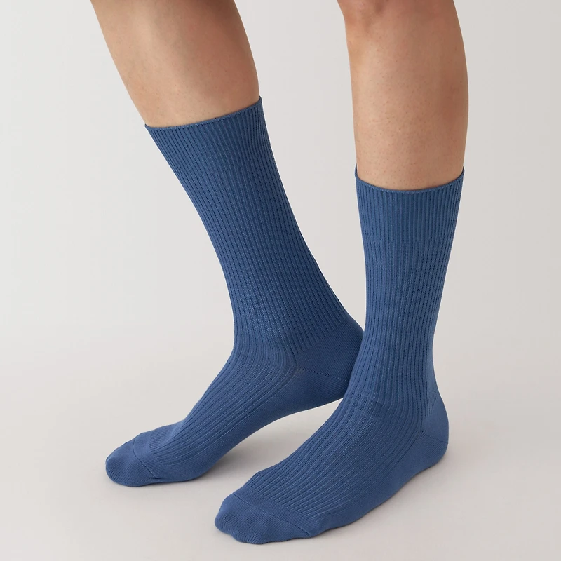 Right Angle Ribbed Socks