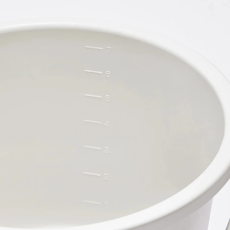 Bucket with Lid