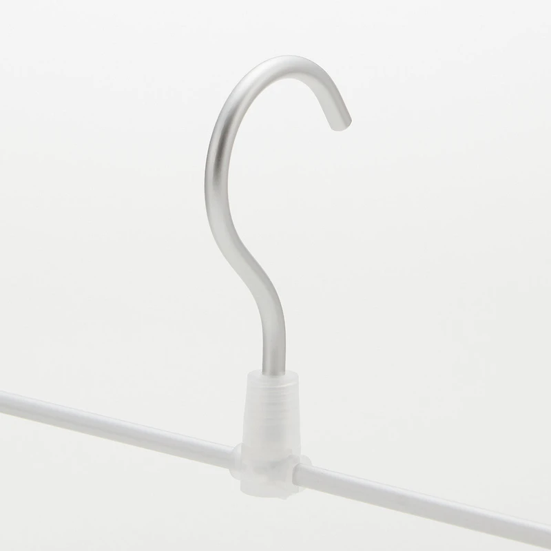 Single Tier Aluminum Hanger for Bottoms
