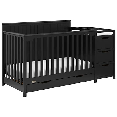 Graco Hadley 5-In-1 Convertible Crib and 3-Drawer Changer - Black