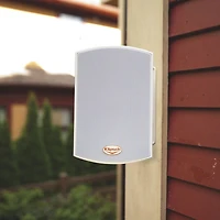 Haut-parleurs d'extérieur 50 W AW-400 résistants aux intempéries de Klipsch - Paire