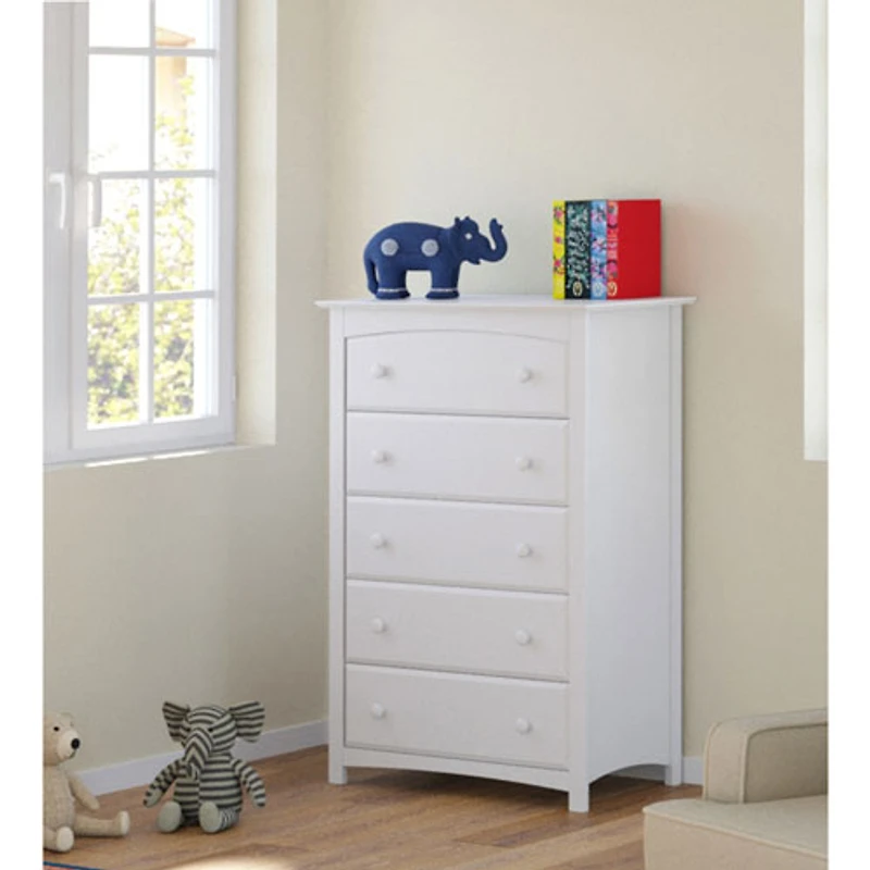 Commode à 5 tiroirs Kenton de Storkcraft - Blanc