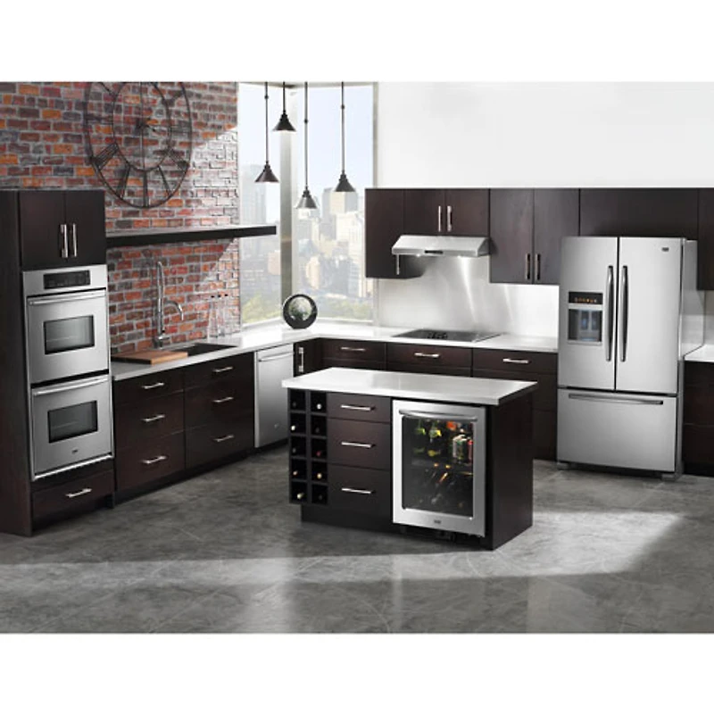 Hotte de dessous d'armoire de 30 po de Whirlpool (UXT5530AAS) - Acier inoxydable