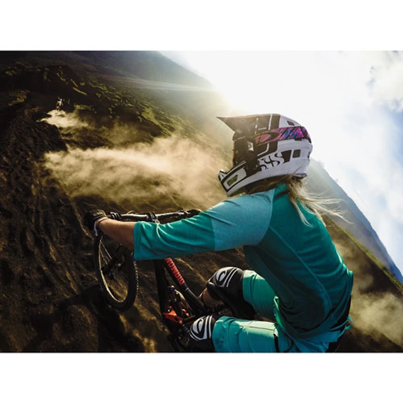 Fixation frontale et latérale pour casque GoPro