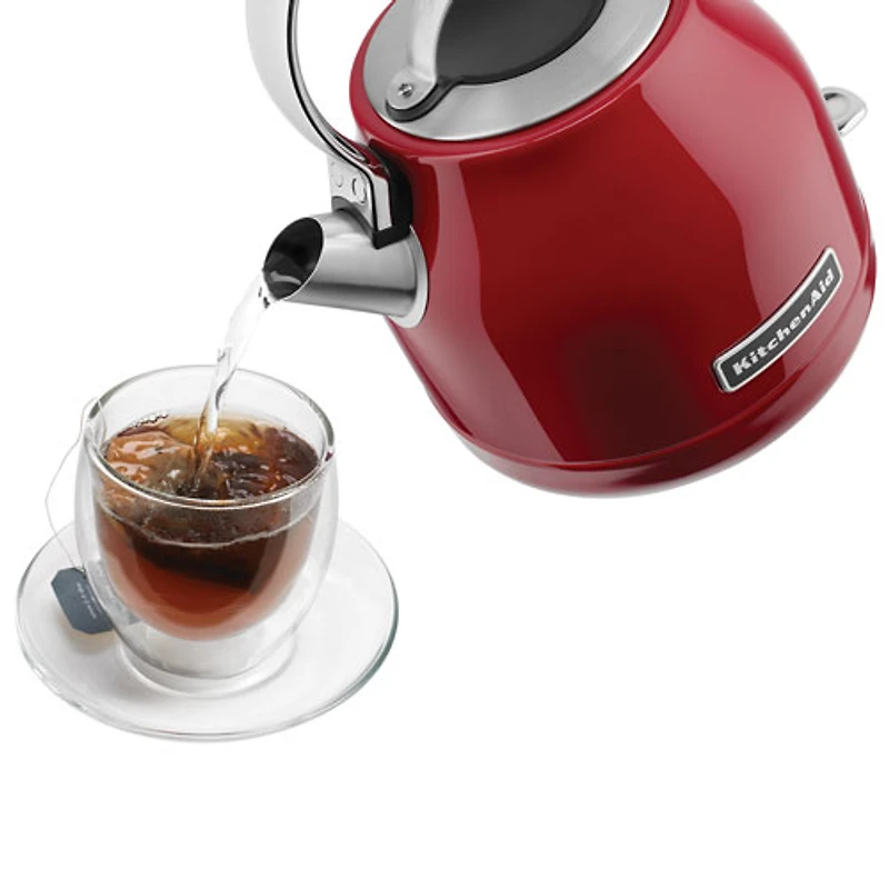 Bouilloire électrique de 1,25 L de KitchenAid - Rouge