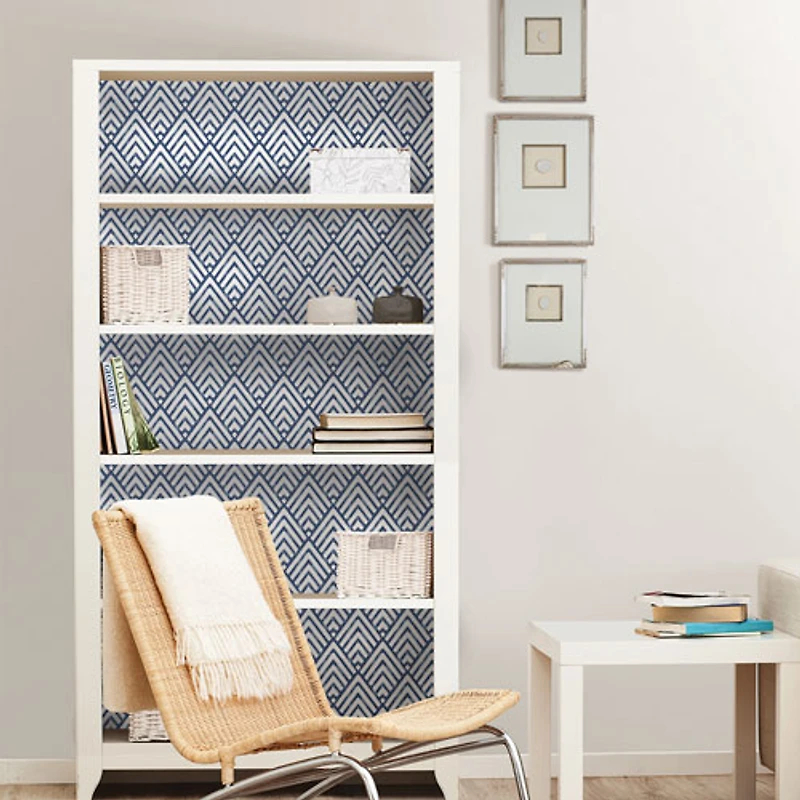 Papier peint autocollant Arrowhead de NuWallpaper - Bleu