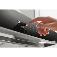 Hotte de dessous d'armoire de 30 po de Whirlpool (WVU57UC0FS) - Acier inoxydable