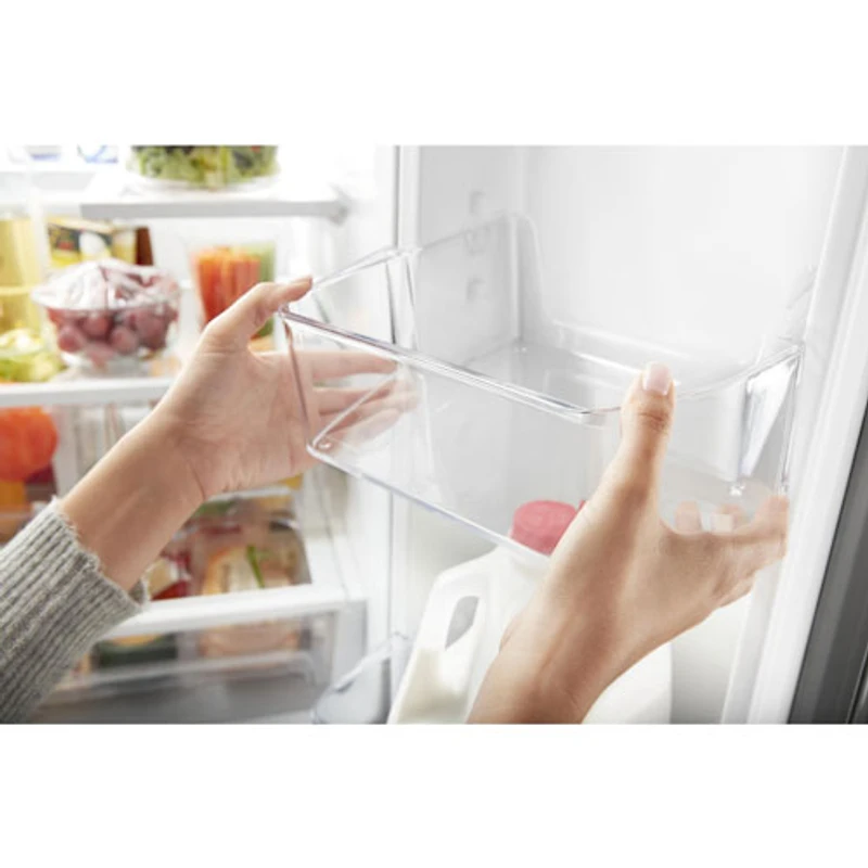 Réfrigérateur à deux portes 19,7 pi3 30 po de Whirlpool avec éclairage DEL (WRF560SFHV) - Inox noir