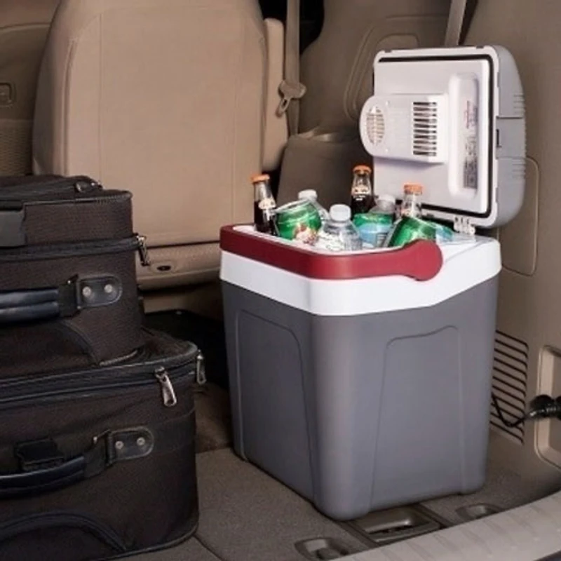 Glacière électrique à poignée autoverrouillable 12 V 24 L (26 pte) de Koolatron - Gris/Rouge