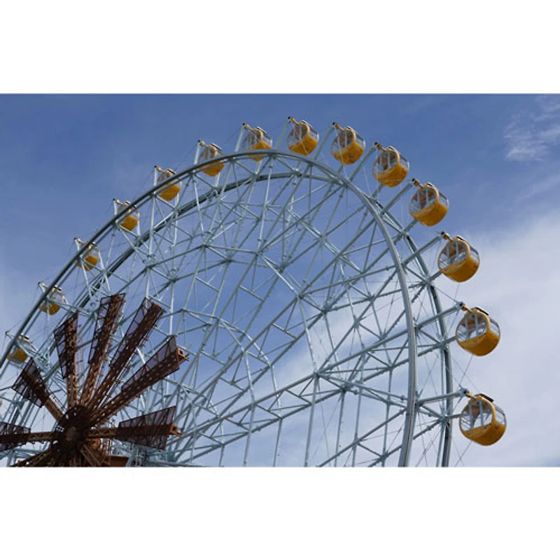 Sony E-Mount Full-Frame FE 24-105mm f/4 OSS Wide Telephoto Zoom G Lens