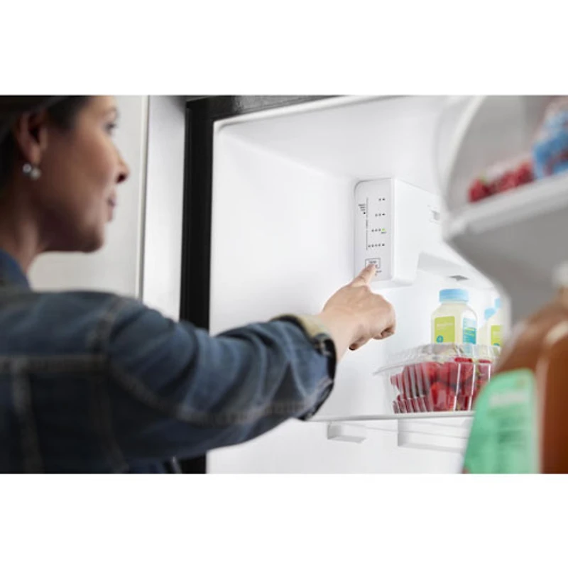Amana 33" 21.4 Cu. Ft. Side-By-Side Refrigerator (ASI2175GRS) - Black-On-Stainless Steel