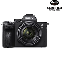 Boîte ouverte - Appareil photo vlogueur sans miroir plein format a7 III de Sony avec objectif OSS 28-70 mm