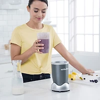 Mélangeur sur socle de 0,7 l et 600 W de NutriBullet - Argenté