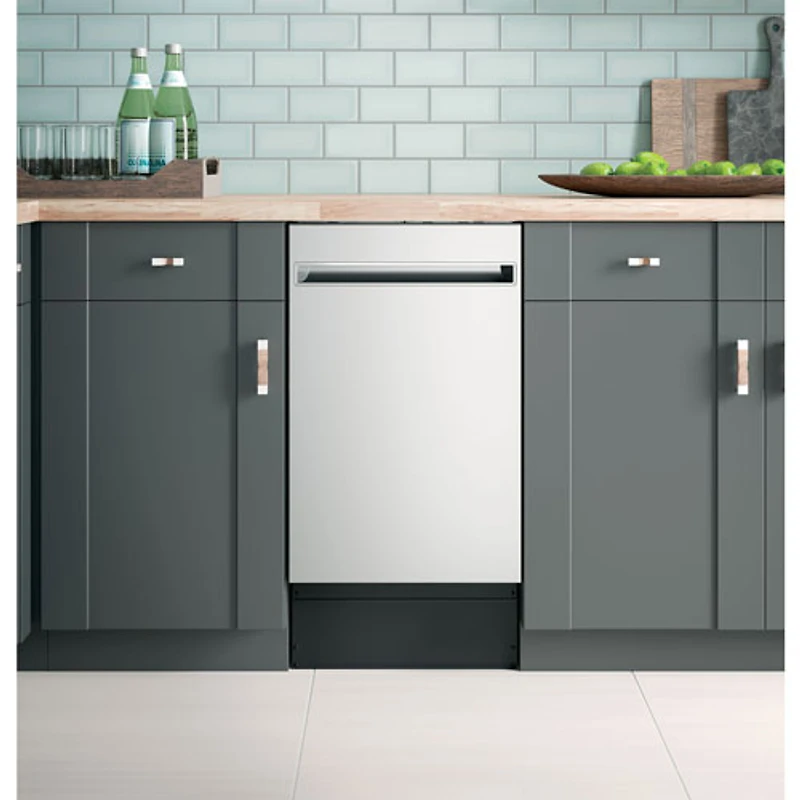 Lave-vaisselle encastrable 18 po 47 dB de Haier (QDT125SSLSS) - Acier inoxydable