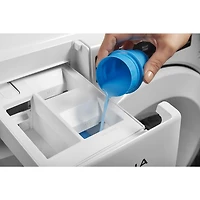 Laveuse à chargement frontal haute efficacité 5,0 pi³ d'Amana (NFW5800HW) - Blanc