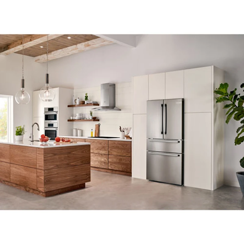 Réfrigérateur à 4 portes et à profondeur de comptoir 21 pi³ 36 po de Bosch (B36CL80SNS) - Inox
