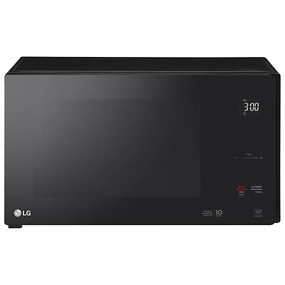 Micro-ondes de 1,5 pi³ NeoChef avec Smart Inverter de LG (LMC1575SB) - Noir