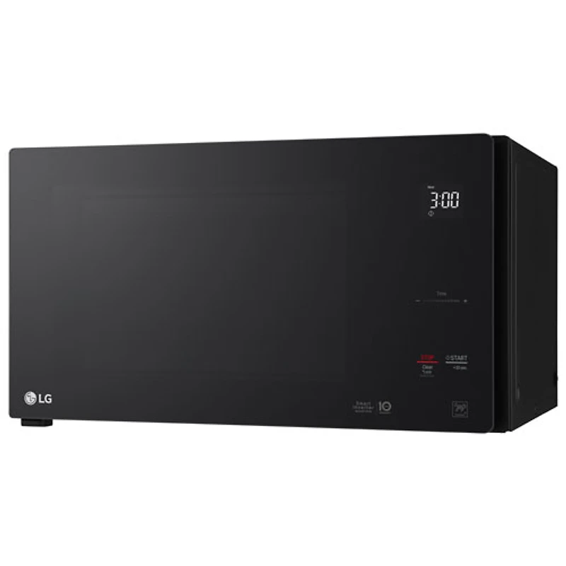 Micro-ondes de 1,5 pi³ NeoChef avec Smart Inverter de LG (LMC1575SB) - Noir