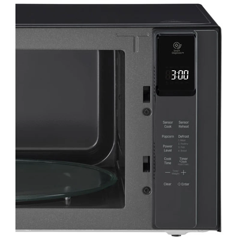 Micro-ondes de 1,5 pi³ NeoChef avec Smart Inverter de LG (LMC1575SB) - Noir