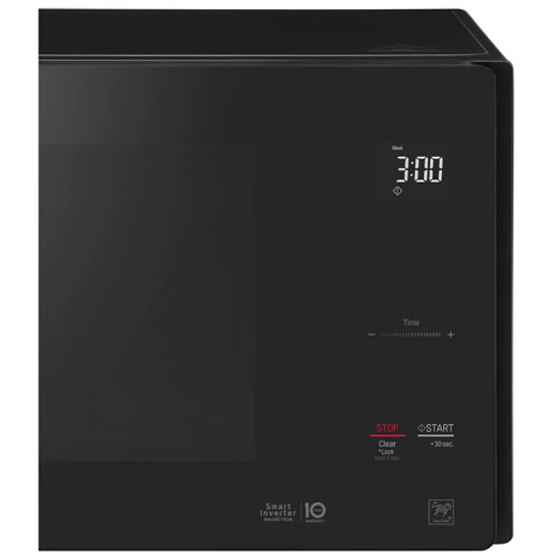 Micro-ondes de 1,5 pi³ NeoChef avec Smart Inverter de LG (LMC1575SB) - Noir