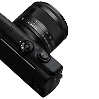 Appareil photo sans miroir EOS M200 de Canon avec objectif 15-45 mm IS STM