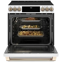 Cuisinière encastrable induct. convec. 5 éléments four autonettoyant 30 po Café (CCHS900P4MW2) -Blc