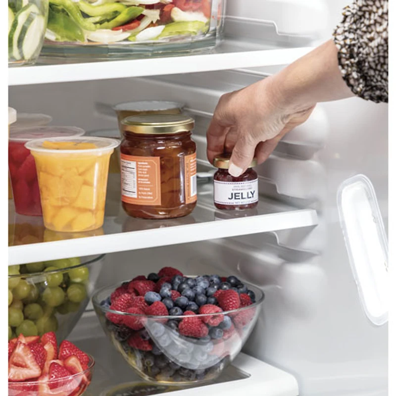 Réfrigérateur congélat. juxt. 21,8 pi³ 36 po distributeur eau/glace Whirlpool (GZS22IMNES) - Ardoise