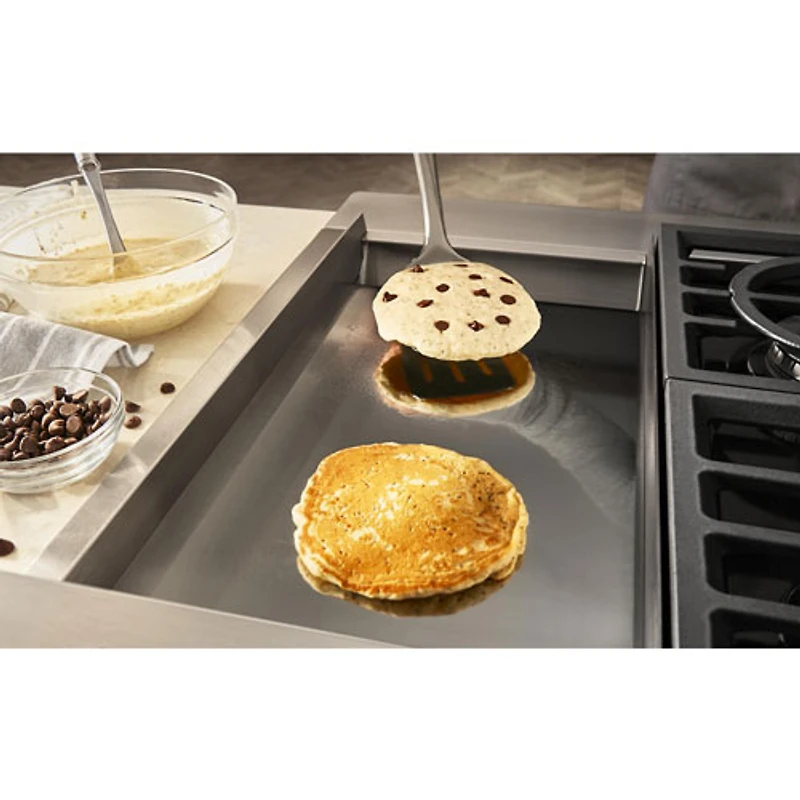 Cuisinière gaz auton. deux fours conv. véritable four autonett. 48 po KitchenAid(KFGC558JSC)- Orange