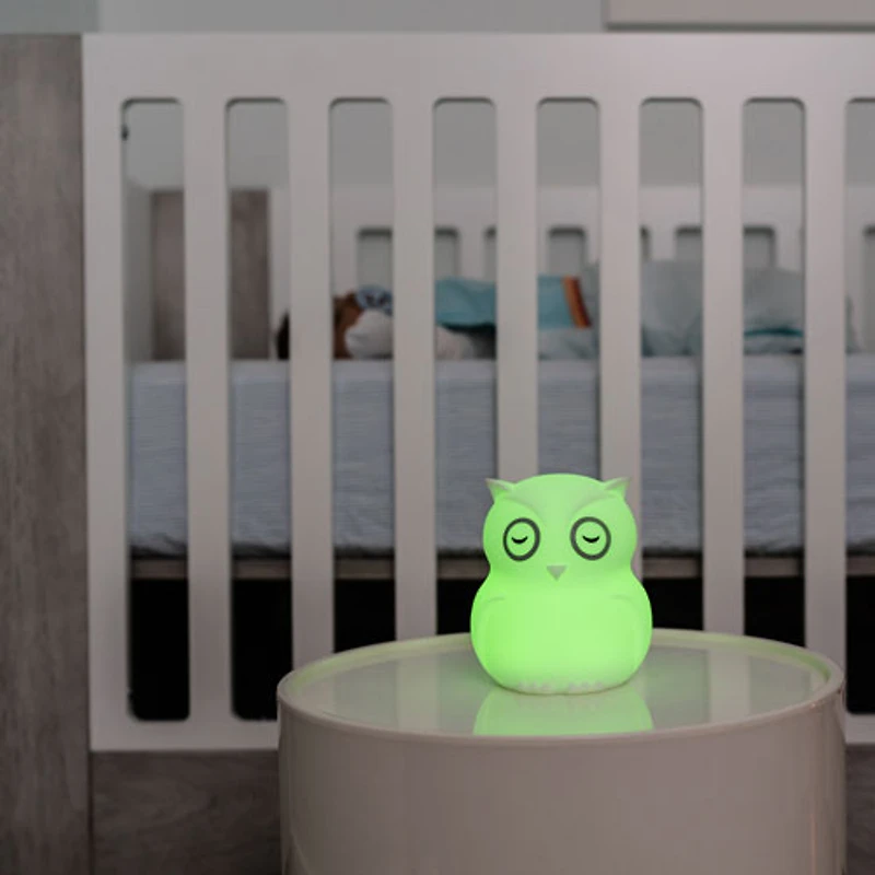 Veilleuse portative en silicone en forme de hibou avec télécommande Hibu de Bbluv