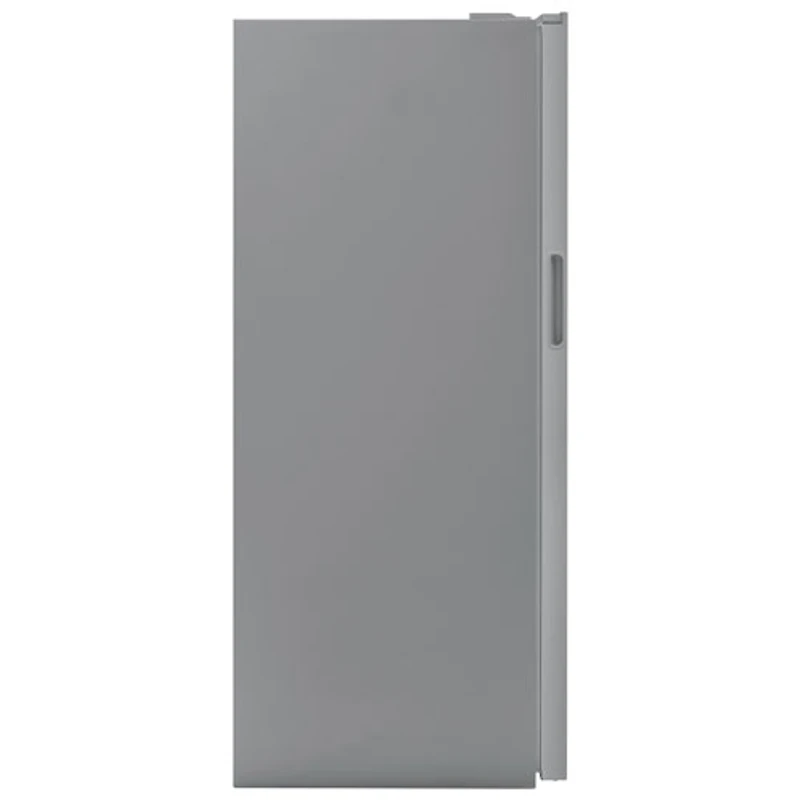 Congélateur vertical sans dégivrage de 15,5 pi³ de Frigidaire (FFFU16F2VV) - Acier brossé