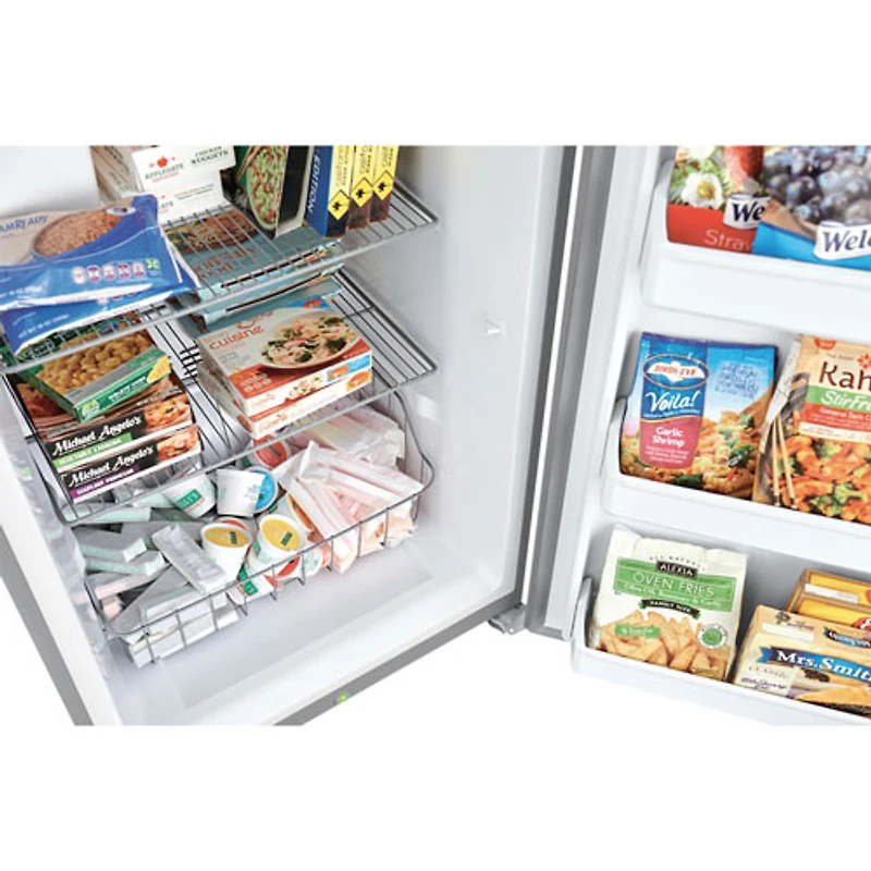 Congélateur vertical sans dégivrage de 15,5 pi³ de Frigidaire (FFFU16F2VV) - Acier brossé