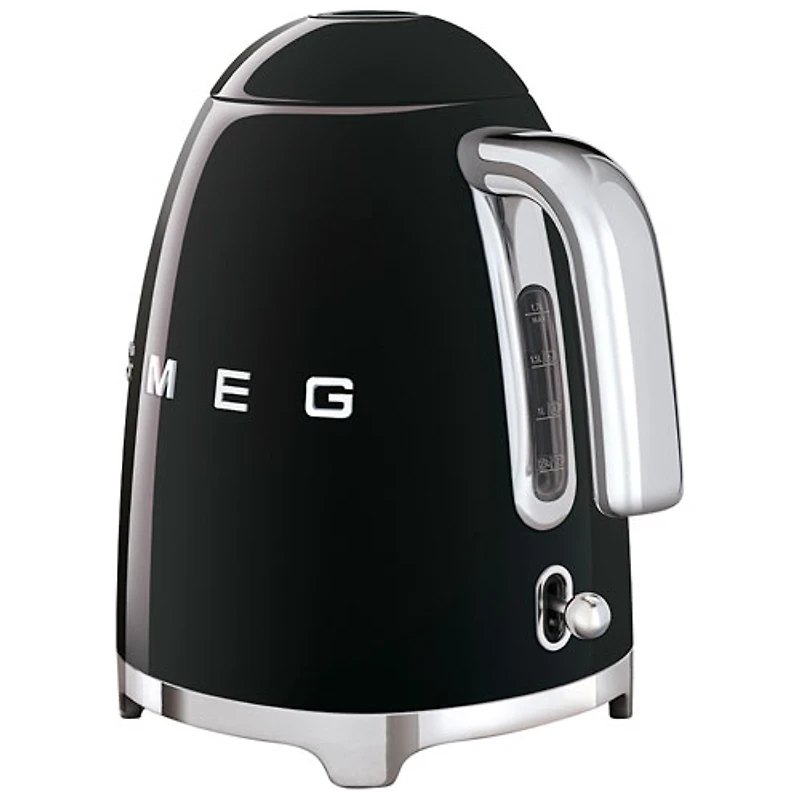 Bouilloire électrique de style années 50 de Smeg - 1,7 L