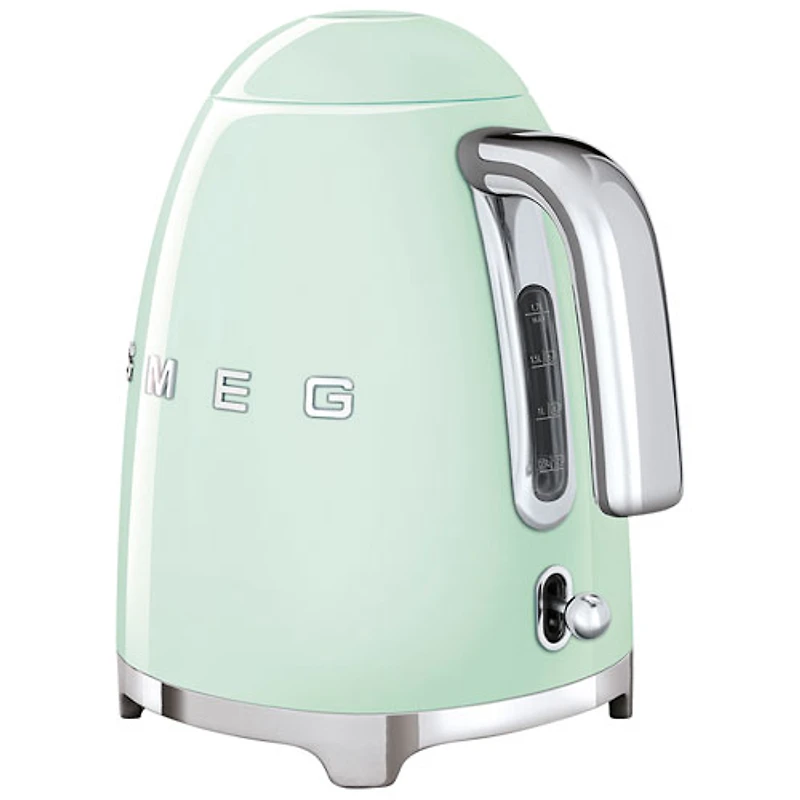 Bouilloire électrique de style années 50 de Smeg - 1,7 L - Vert pastel