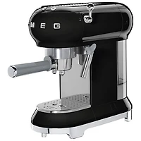 Machine à espresso manuelle de 15 bars de style années 50 de Smeg