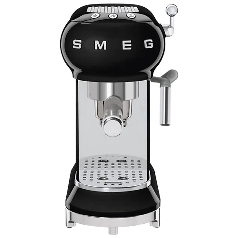 Machine à espresso manuelle de 15 bars de style années 50 de Smeg
