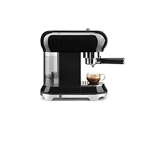 Machine à espresso manuelle de 15 bars de style années 50 de Smeg