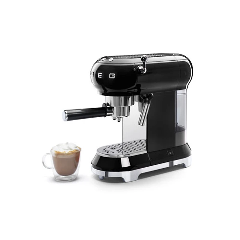 Machine à espresso manuelle de 15 bars de style années 50 de Smeg