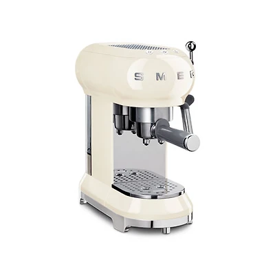 Smeg 50's Style Manual Espresso Machine with 15 Bar Pressure